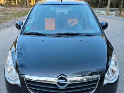 Second-hand Opel Agila 65 CP (47 kW) 2009 Negru Hatchback