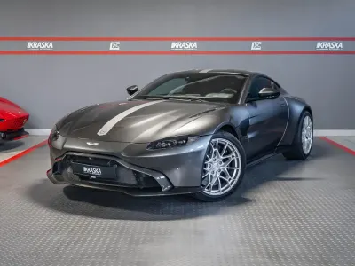 Gebraucht Aston Martin V8 Vantage 510 PS (375 kW) 2021 Magnetic silver Coupé