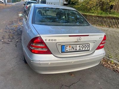 Mercedes C200