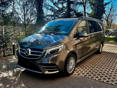 Gebraucht Mercedes V200 AMG line 190 PS (139 kW) 2017 Indiumgrau metallic Van / Kleinbus