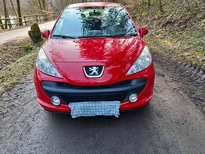 Gebraucht Peugeot 207 Urban Move 95 PS (69 kW) 2009 Rot Limousine