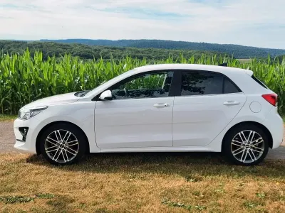 Gebraucht Kia Rio Platinum 101 PS (74 kW) 2022 Weiß Kleinwagen