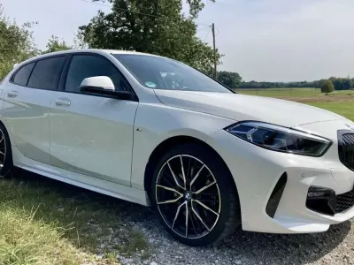Gebraucht BMW 120 M Sport 190 PS (139 kW) 2022 Weiß Limousine