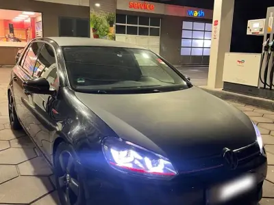 Gebraucht VW Golf VI GTI 105 PS (77 kW) 2010 Schwarz Kleinwagen