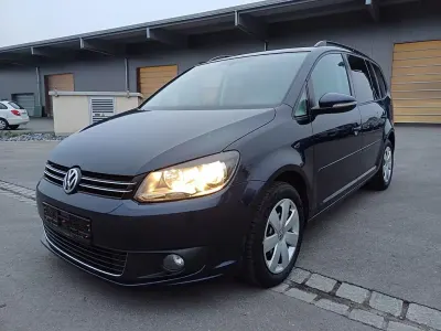 Gebraucht VW Touran Comfortline 140 PS (102 kW) 2011 Blau Van / Kleinbus