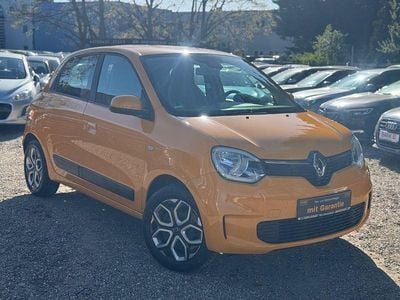 Usata Renault Twingo SE 73 CV (53 kW) 2020 Giallo Utilitaria