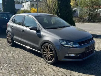 Używany VW Polo Highline 110 KM (80 kW) 2017 Szary Hatchback