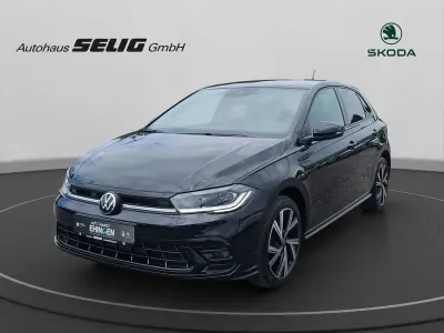 Gebraucht VW Polo R-line 95 PS (69 kW) 2022 Deep black perleffekt Kleinwagen
