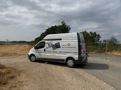 Gebraucht Renault Trafic 145 PS (106 kW) 2008 Weiß Van / Kleinbus