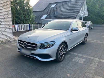 Gebraucht Mercedes E300 Avantgarde 194 PS (142 kW) 2019 Silber Kombi