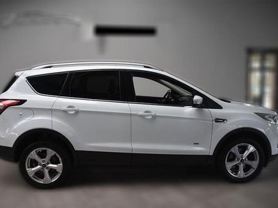 Gebraucht Ford Kuga Titanium 179 PS (131 kW) 2018 Weiß SUV