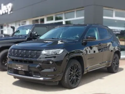 Gebraucht Jeep Compass Altitude 131 PS (96 kW) 2023 Schwarz SUV
