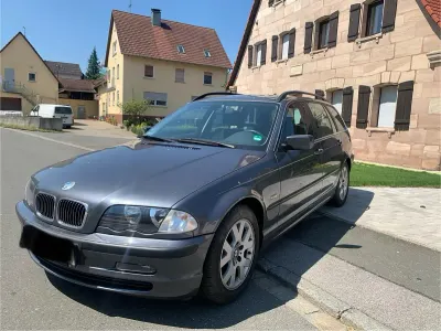 Gebraucht BMW 320 170 PS (125 kW) 2000 Blau Kombi