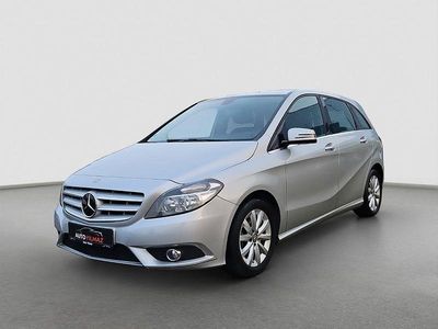 Gebraucht Mercedes B180 122 PS (89 kW) 2013 Silber Van / Kleinbus