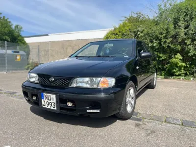 Gebraucht Nissan Almera 75 PS (55 kW) 1999 Schwarz Limousine