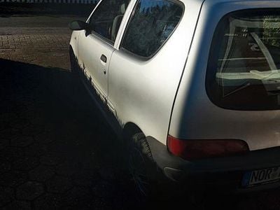 Gebraucht Fiat Seicento 57 PS (41 kW) 2009 Silber Kleinwagen