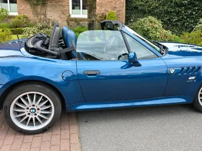 Gebraucht BMW Z3 118 PS (86 kW) 2026 Blau Cabrio