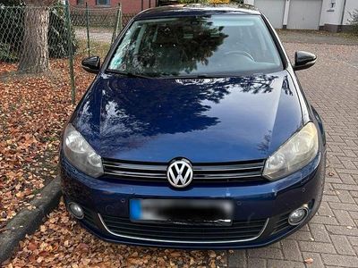 Gebraucht VW Golf VI 105 PS (77 kW) 2011 Blau Kleinwagen