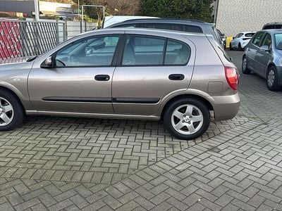 Gebraucht Nissan Almera 2006 Gold Kleinwagen