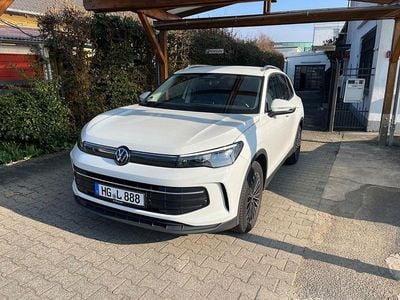 Gebraucht VW Tiguan Life 150 PS (110 kW) 2024 Weiß SUV