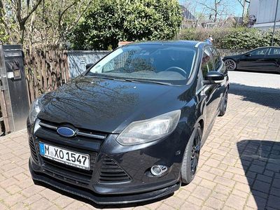 Usata Ford Focus Titanium 150 CV (110 kW) 2011 Nero Berlina