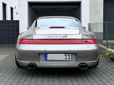 Porsche 996