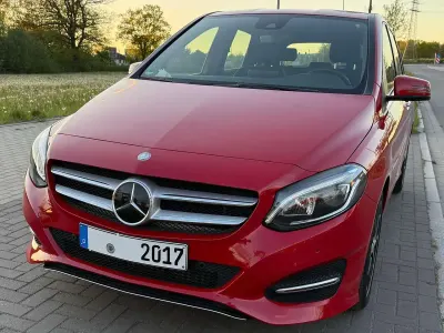 Brugt Mercedes B200 Urban 156 HK (114 kW) 2017 Rød MPV