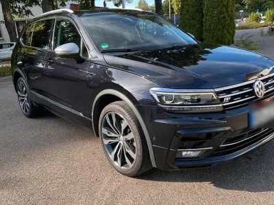 Gebraucht VW Tiguan Allspace R-line 220 PS (161 kW) 2018 Schwarz SUV