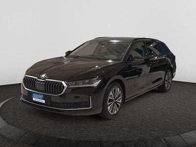 Schwarz Gebraucht 2025 Skoda Superb Kombi | 39.885 € (Guter Preis)