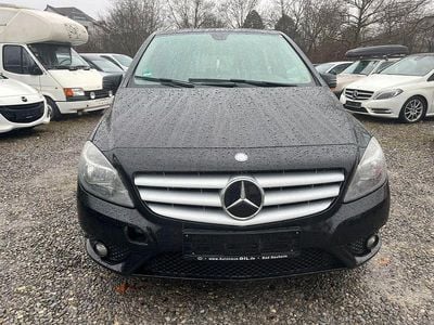 Usata Mercedes B200 136 CV (100 kW) 2013 Nero Monovolume