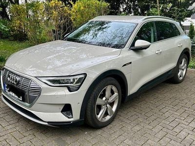 Second-hand Audi e-tron Advanced 300 kW (408 CP) 2020 Bej SUV