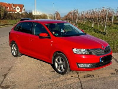 Gebraucht Skoda Rapid Ambition 105 PS (77 kW) 2015 Rot Kleinwagen