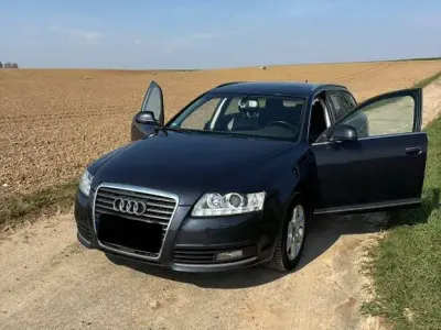 Używany Audi A6 Ambiente 170 KM (125 kW) 2010 Niebieski Kombi