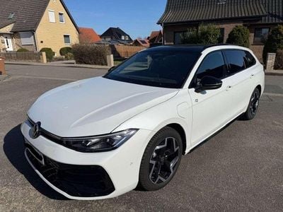 Brugt VW Passat R-line 272 HK (200 kW) 2025 Hvid Stationcar