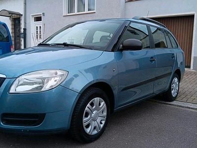 Braun Gebraucht 2009 Skoda Fabia Kombi | 2.200 € (Fairer Preis)