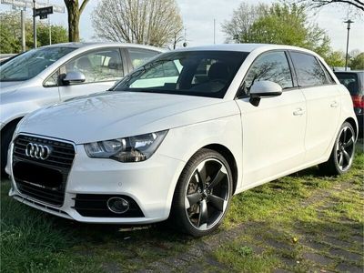 gebraucht Audi A1 Sportback 1.4 TFSI 5Türer/NAVI/SHZ/Teilleder