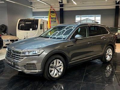 Gebraucht VW Touareg Atmosphere 231 PS (169 kW) 2023 Grau SUV