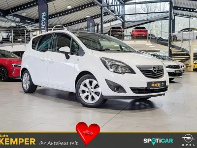 Gebraucht Opel Meriva Color Edition 120 PS (88 kW) 2012 Weiß Van / Kleinbus