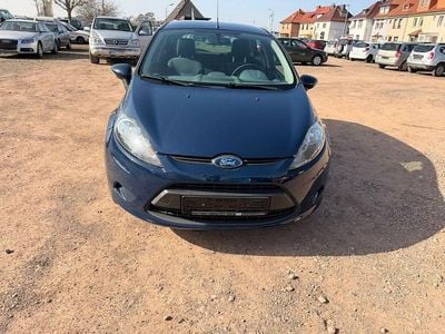 Gebraucht Ford Fiesta Trend 82 PS (60 kW) 2009 Blau Kleinwagen
