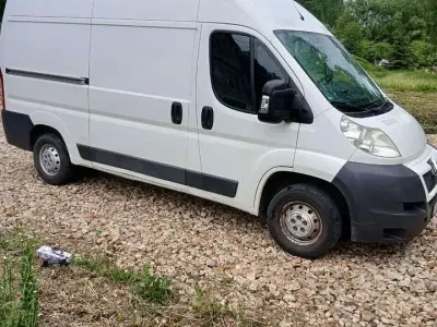 Gebraucht Peugeot Boxer Avantage 131 PS (96 kW) 2012 Weiß Van