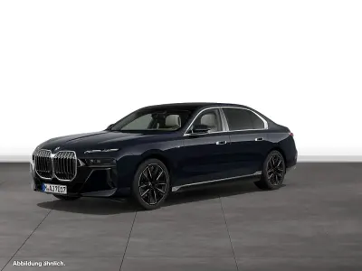 Gebraucht BMW 740 M Sport 299 PS (219 kW) 2024 Schwarz Limousine