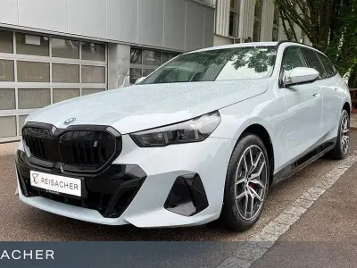 Neu BMW i5 Performance 250 kW (340 PS) 2026 Grau Kombi
