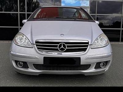 Gebraucht Mercedes A150 Avantgarde 95 PS (69 kW) 2005 Silber Kleinwagen