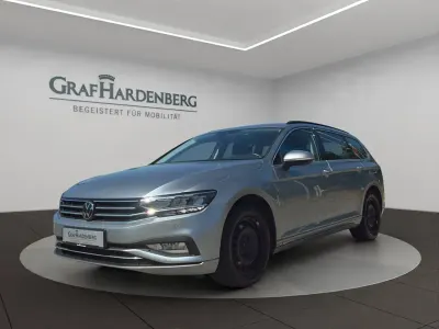 Gebraucht VW Passat Business 150 PS (110 kW) 2023 Silber Kombi