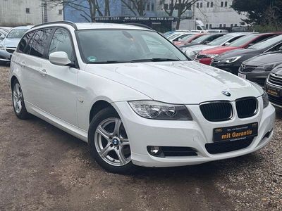 Gebraucht BMW 318 Sport Line 143 PS (105 kW) 2011 Weiß Kombi