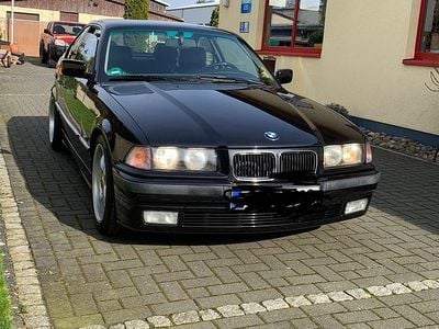 Usata BMW 328 193 CV (141 kW) 1995 Nero Coupé