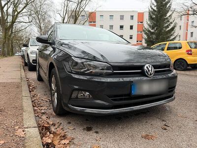 Grau Gebraucht 2019 VW Polo Highline Limousine | 13.500 €