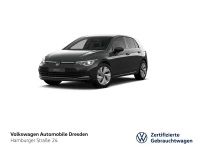 Gebraucht VW Golf VIII Style 131 PS (96 kW) 2024 Grau Limousine