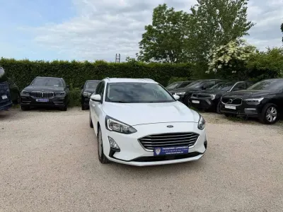 Gebraucht Ford Focus Cool & Connect 120 PS (88 kW) 2021 Frozen white Kombi