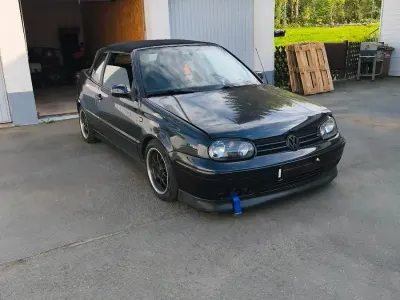 Używany VW Golf 101 KM (74 kW) 1999 Niebieski Kabriolet